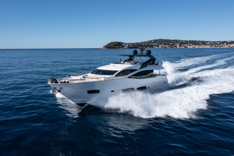 MIRKA Sunseeker Yacht