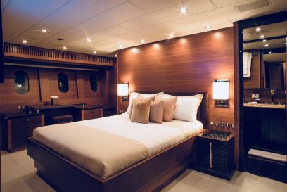 M/Y ECLAT - Master cabin