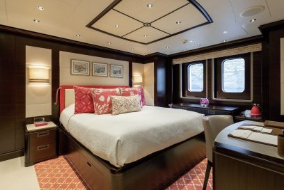 BATON ROUGE 00005785