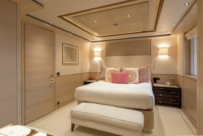 BATON ROUGE 00005785