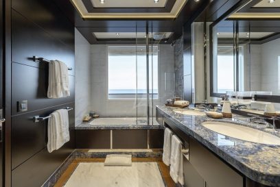 BATON ROUGE 00005785