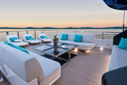 EVA.4EVA - Aqua Marine - sundeck sunbathing area