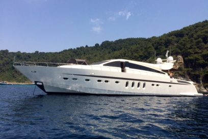 M/Y ECLAT - Profile