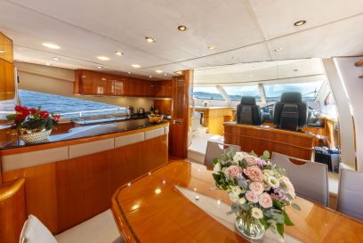 LADY YOUSRA - Dining