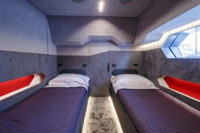 M/Y FAST ONE - LAMBORGHINI 63 - Twin