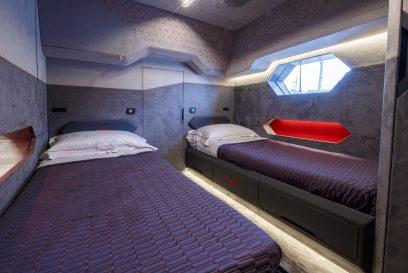 M/Y FAST ONE - LAMBORGHINI 63 - Twin