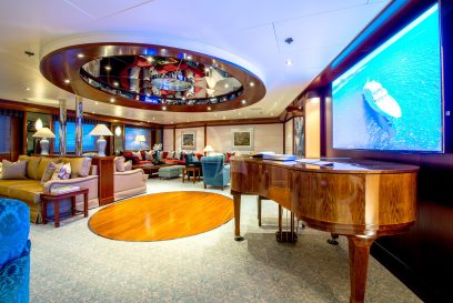 LAUREN L - MYBA - Salon