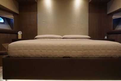 M:Y @last - Leopard for sale - Master cabin 1