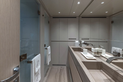 ANOTHER ONE Sanlorenzo Yacht - AQUA MARINE