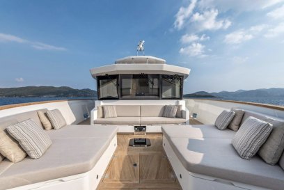 M:Y KAMOKA- BOW AREA