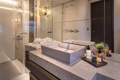 M:Y KAMOKA- MASTER EN-SUITE