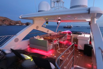 M:Y LI-JOR - Aqua Marine - Sundeck nightclub mode