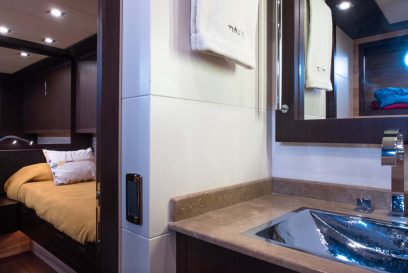 M:Y MILU II - Aqua Marine - Ensuite bathroom