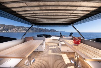 MIRKA Sunseeker Yacht