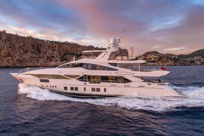 New-Waves-10354-002-running-722695