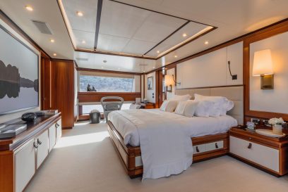 New-Waves-10354-032-master-722726