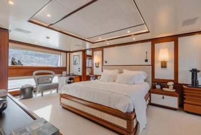 New-Waves-10354-033-master-722727