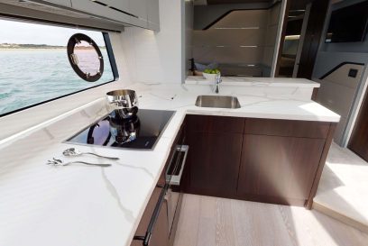 Sunseeker Predator 74 XPS - Aqua Marine - Galley