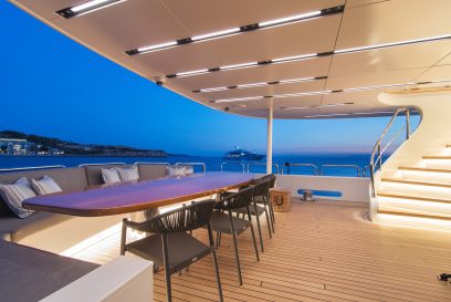M/Y MOKA - Maindeck aft seating area