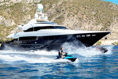 My Way V with a Jetski in front of it